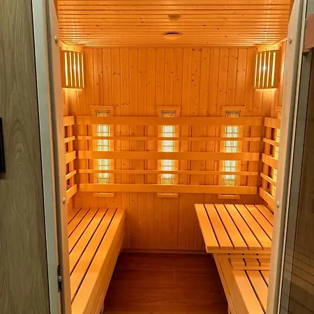 P R A T U M Pink&blue Elegance Z Widokiem Na Jezioro