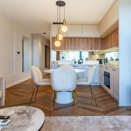 P R A T U M Pink&blue Elegance Z Widokiem Na Jezioro 아파트 Mikołajki